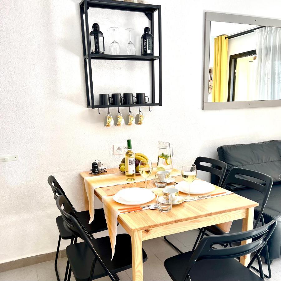 Paola Comfort Apartment Коста Калма Экстерьер фото